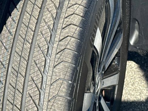 Certified 2021 Mercedes-Benz GLA 250 image 17