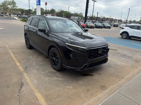 Used 2025 Honda CR-V Sport image 2