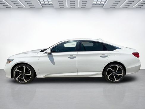 Used 2019 Honda Accord Sport image 6
