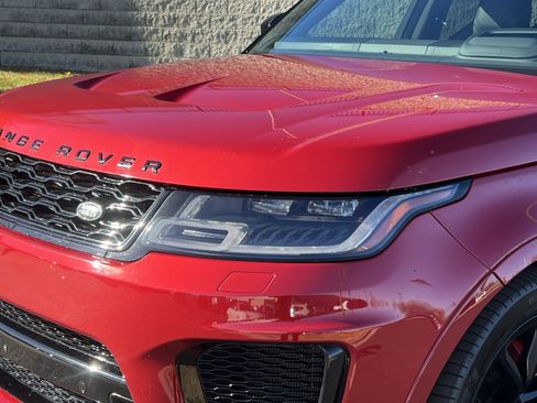 Used 2020 Land Rover Range Rover Sport SVR image 12