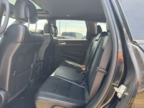 Used 2020 Jeep Grand Cherokee Altitude AWD/4WD image 11