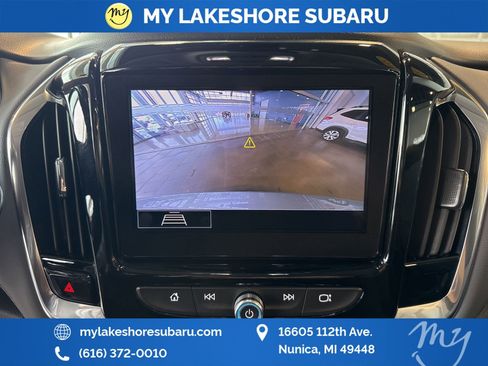 Used 2020 Chevrolet Traverse LT w/ Driver Confidence II Package image 21