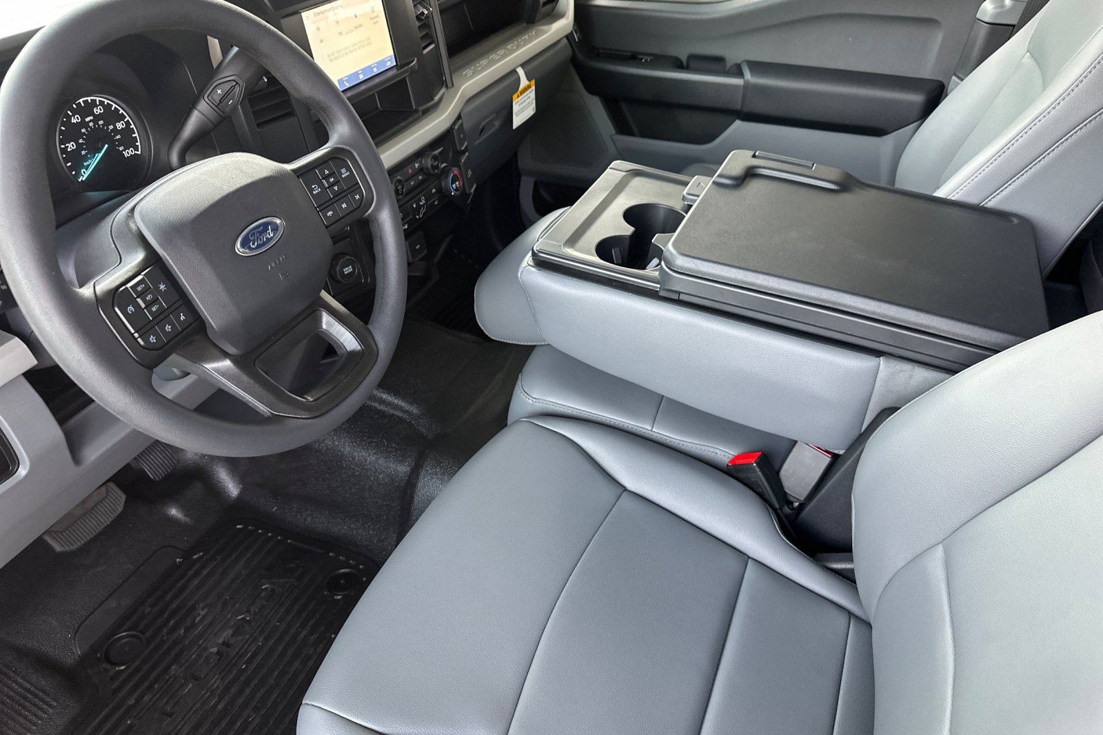 New 2026 Ford F450 XL w/ XL Chrome Package RWD image 10
