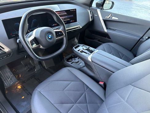 Certified 2024 BMW iX xDrive50 w/ Premium Package AWD/4WD image 10