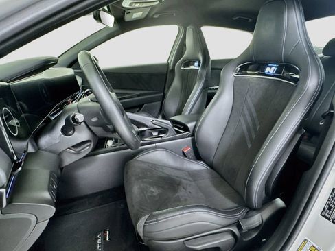 Used 2025 Hyundai Elantra N FWD image 12