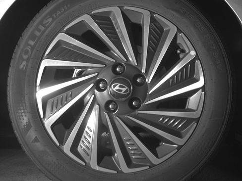 Used 2025 Hyundai Sonata SEL FWD image 15