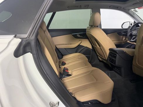 Used 2023 Audi Q8 Premium Plus w/ Premium Plus Package AWD/4WD image 32