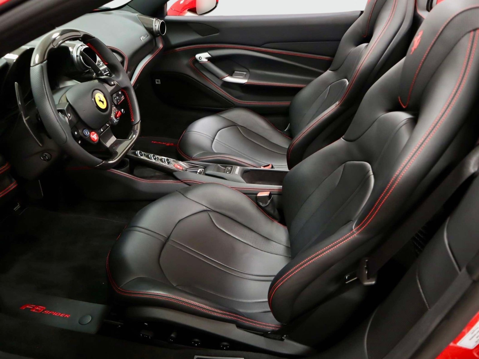 Certified 2021 Ferrari F8 Tributo RWD image 24