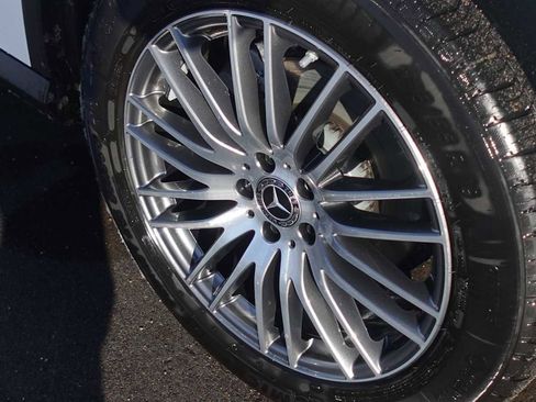 Used 2026 Mercedes-Benz GLC 300 GLC 300 image 15