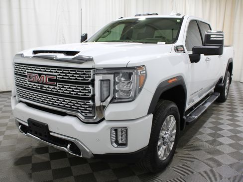 Used 2020 GMC Sierra 3500 Denali w/ Denali Ultimate Package image 42
