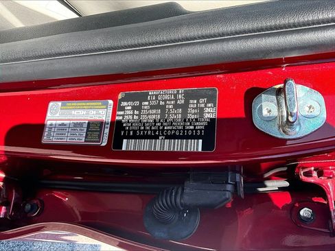 Used 2023 Kia Sorento S FWD image 37