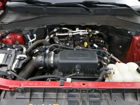Used 2022 Ford Explorer XLT w/ Equipment Group 202A image 26