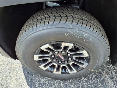 New 2026 GMC Sierra EV Elevation image 13