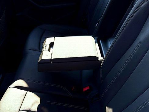 Used 2023 Audi A4 2.0T Premium image 26