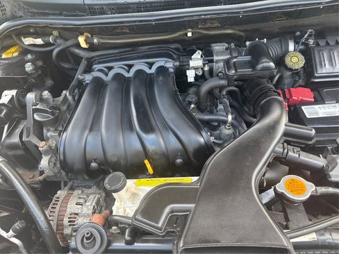 Used 2012 Nissan Versa 1.8 S w/ Plus Pkg FWD image 22
