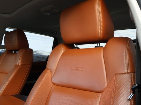 Used 2019 Toyota Tundra 1794 Edition image 11