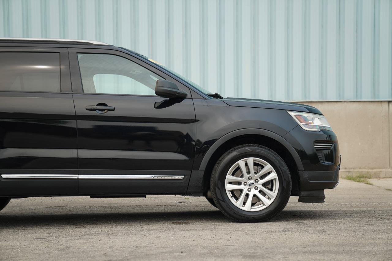 Used 2018 Ford Explorer XLT AWD/4WD image 16