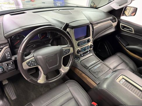 Used 2018 GMC Yukon XL Denali w/ Open Road Package AWD/4WD image 26