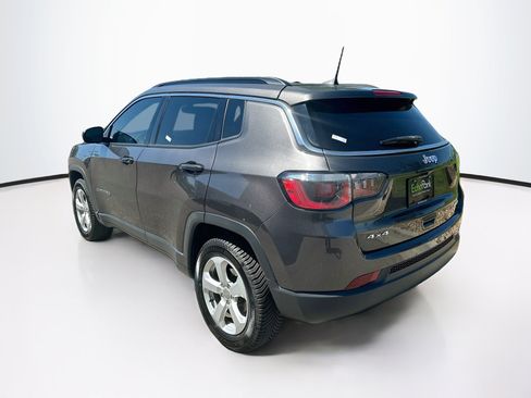 Used 2018 Jeep Compass Latitude w/ Popular Equipment Group AWD/4WD image 5