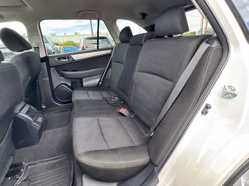 Used 2019 Subaru Outback 2.5i Premium AWD/4WD image 14