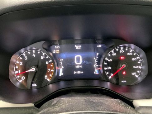 Used 2025 Jeep Compass Limited AWD/4WD image 18