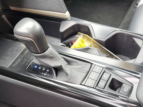 Certified 2025 Toyota Camry SE FWD image 19