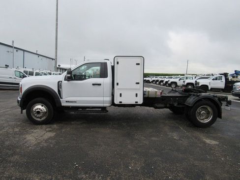 Used 2025 Ford F600 4x4 Regular Cab Super Duty w/ XL Chrome Package image 6