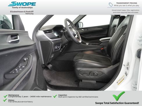 Used 2024 Jeep Grand Cherokee L Laredo AWD/4WD image 13