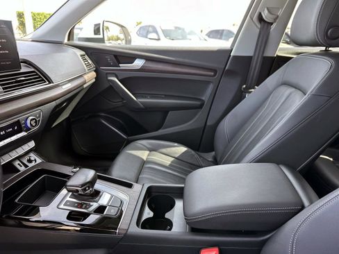 Used 2023 Audi Q5 2.0T Premium w/ Convenience Package image 23
