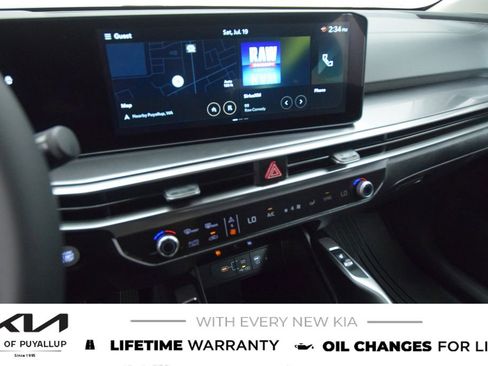 New 2025 Kia Sorento S image 22