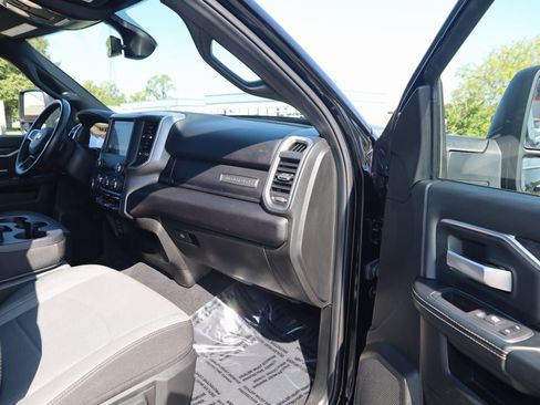 Used 2024 RAM 2500 Big Horn w/ Bed Utility Group image 52