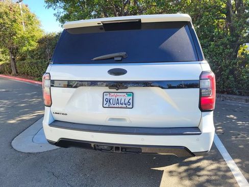 Used 2020 Ford Expedition Max Limited w/ Equipment Group 303A AWD/4WD image 4