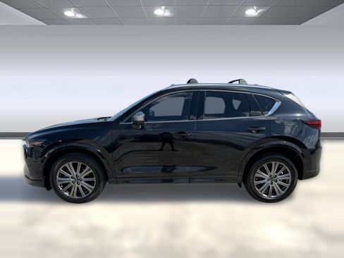 Used 2024 MAZDA CX-5 Signature AWD/4WD image 2