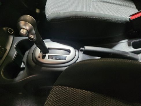 Used 2019 Nissan Versa SV FWD image 26