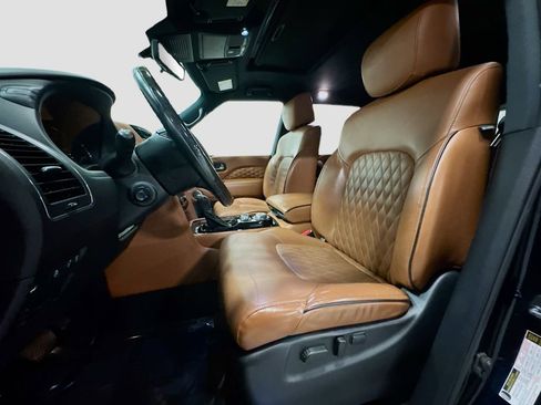 Used 2021 INFINITI QX80 Sensory w/ All-Season Package image 27