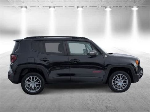 Used 2019 Jeep Renegade Trailhawk w/ LED Lighting Group image 9