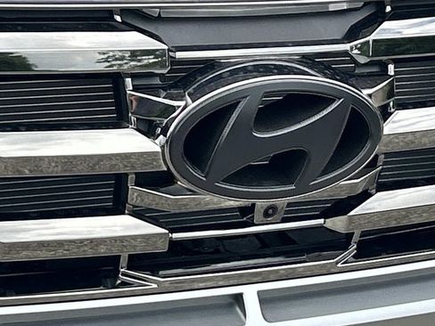 New 2026 Hyundai Tucson Limited FWD image 12