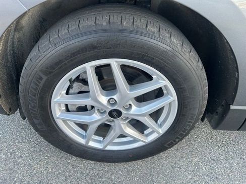 Used 2023 Ford Edge SEL w/ Convenience Package image 10