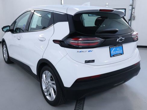 Used 2023 Chevrolet Bolt LT w/ Driver Confidence Package FWD image 5
