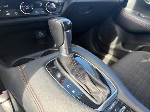 Used 2023 Honda HR-V Sport image 22