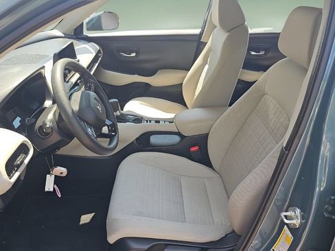 Used 2025 Honda HR-V LX image 5