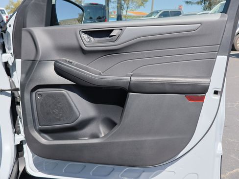 Certified 2025 Ford Escape Active w/ Tech Pack #1 image 32