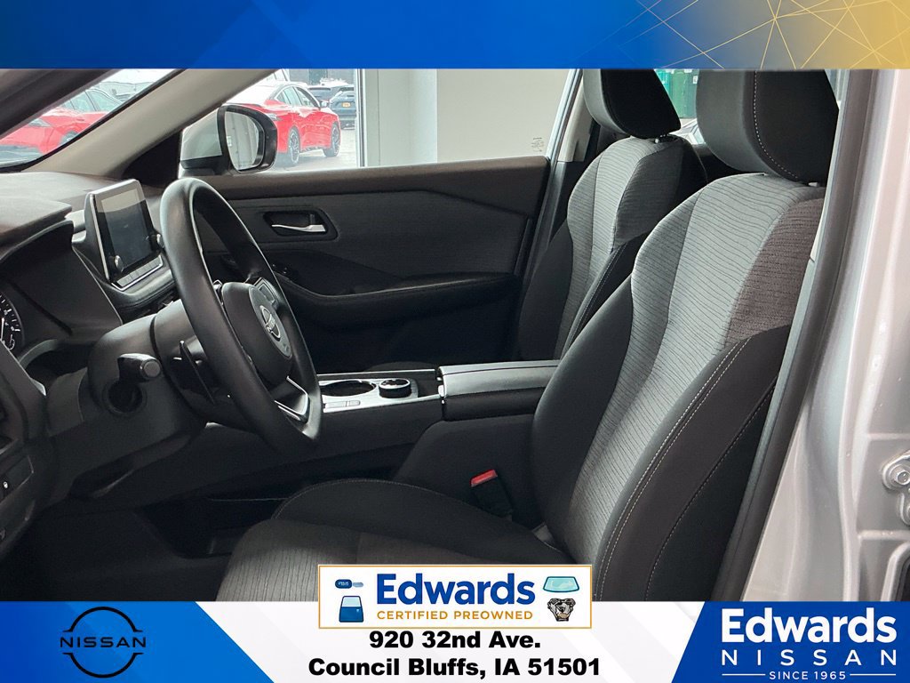 Used 2023 Nissan Rogue SV AWD/4WD image 22