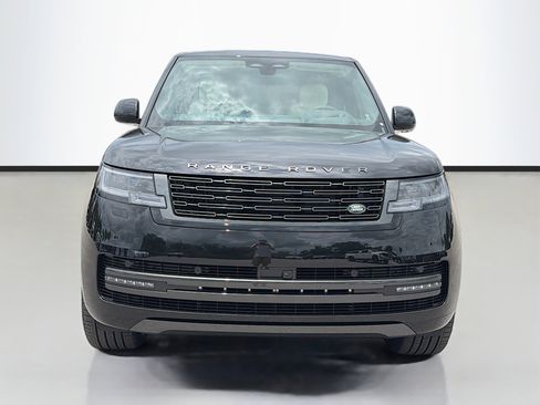 New 2026 Land Rover Range Rover Long Wheelbase SE AWD/4WD image 8