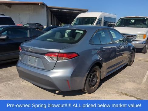 Used 2023 Toyota Corolla LE FWD image 4
