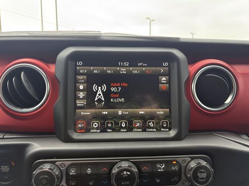 Used 2020 Jeep Wrangler Unlimited Rubicon AWD/4WD image 30