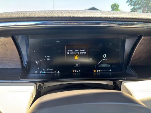 Used 2020 Lincoln Navigator Reserve w/ Luxury Package AWD/4WD image 19