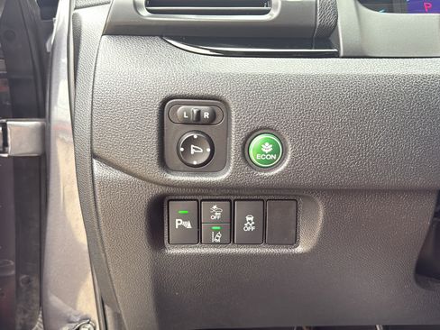Used 2019 Honda Pilot Touring image 23