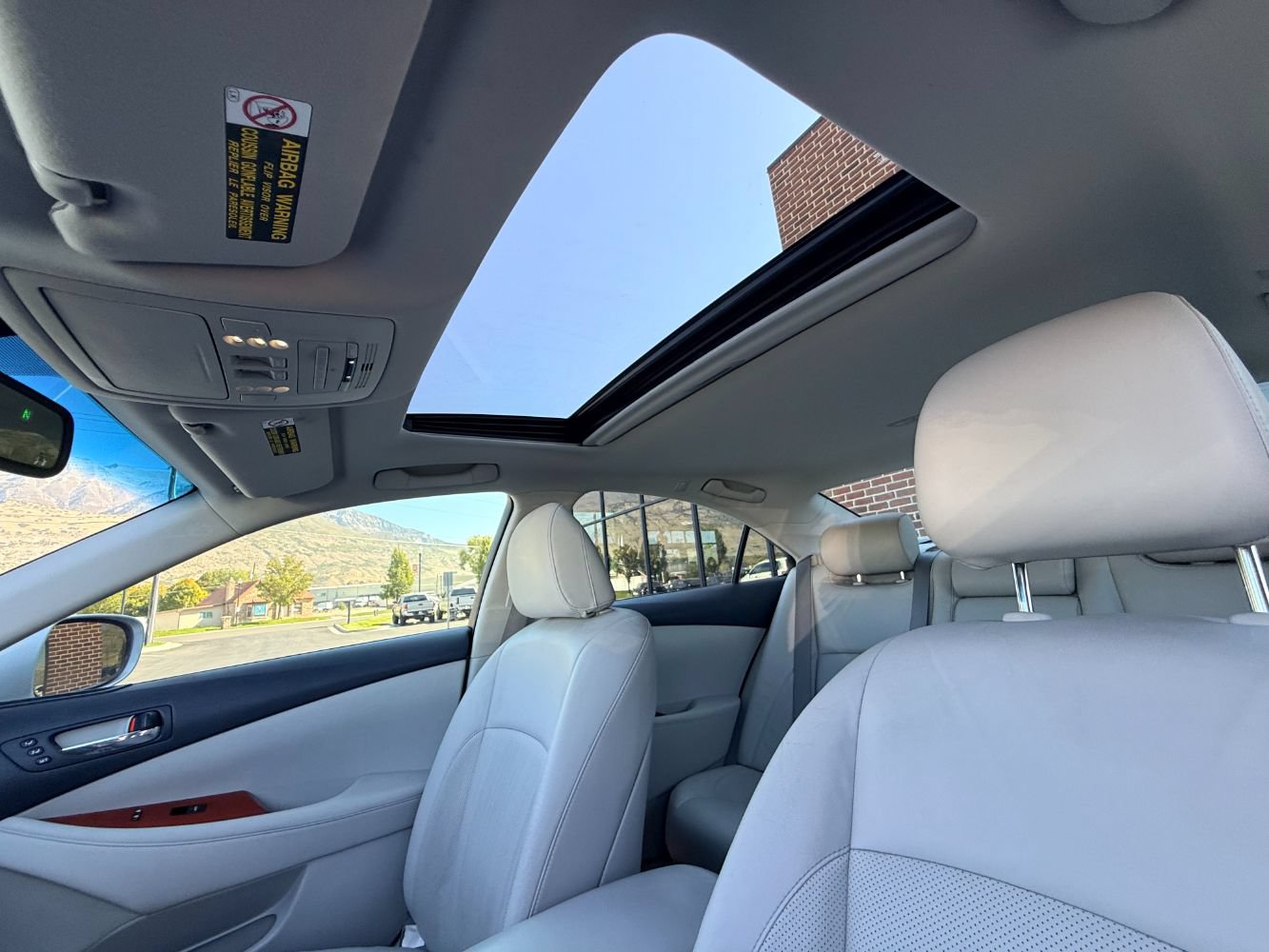 Used 2007 Lexus ES 350 w/ Premium Plus Pkg FWD image 18
