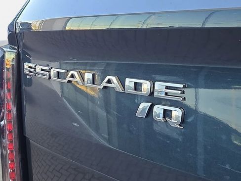 New 2026 Cadillac Escalade IQ Sport 1 w/ LPO, Floor Liner Package AWD/4WD image 10